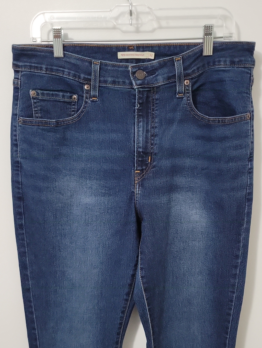 Levi's 725 High Rise Bootcut Jeans, Size 32 - Picture 4 of 8